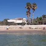 Ricardo By The Sea 4* Páros