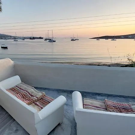 Ricardo By The Sea بيت ضيافة